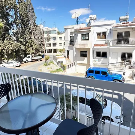 Luxury 2 Bedroom Center Ларнака